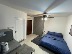 Niven Road (D9), Terrace #385596231
